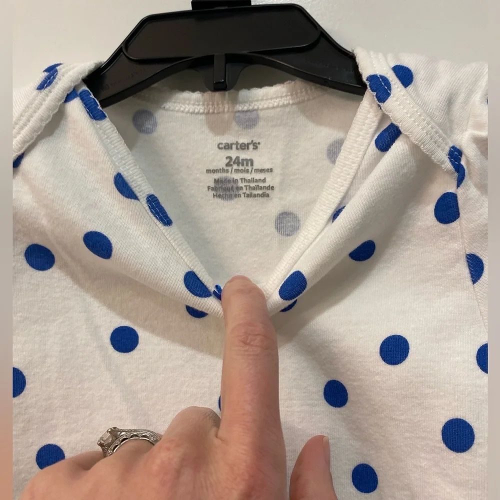 Carter’s 24 month short sleeve onesie